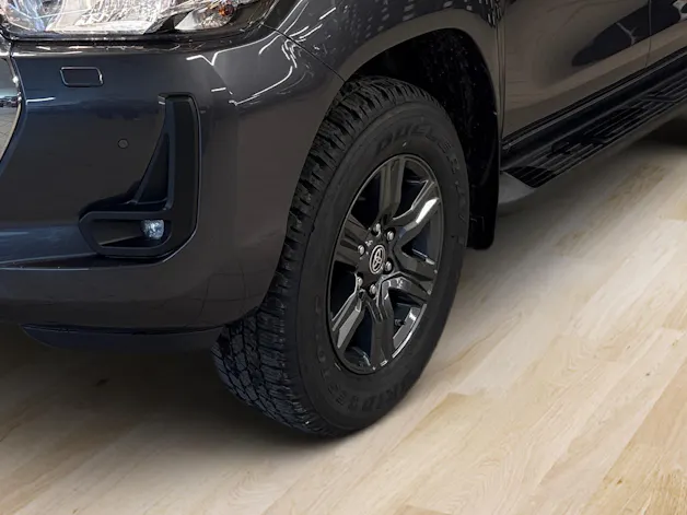 Toyota Hilux Double Cab.-Pick-up 2.4 D-4D 150 Style