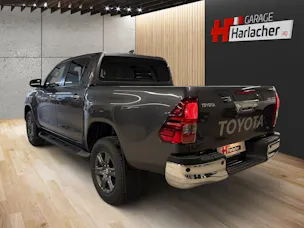 Toyota Hilux Double Cab.-Pick-up 2.4 D-4D 150 Style