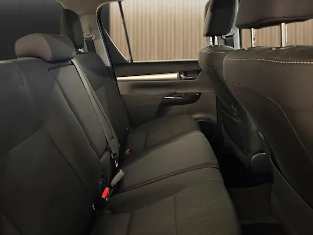 Toyota Hilux Double Cab.-Pick-up 2.4 D-4D 150 Style