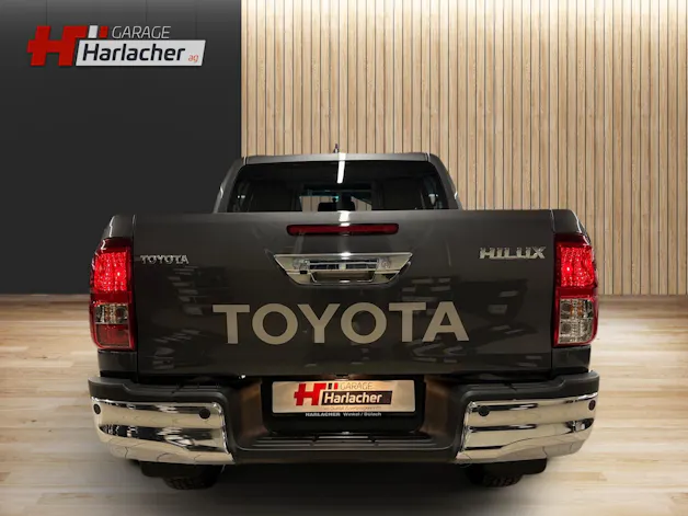 Toyota Hilux Double Cab.-Pick-up 2.4 D-4D 150 Style
