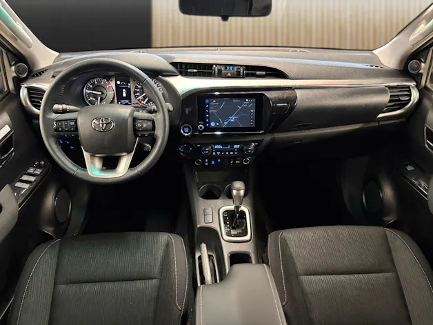 Toyota Hilux Double Cab.-Pick-up 2.4 D-4D 150 Style