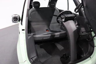 https://vehicle.imgix.net/4223275/a1ff6a1d-285e-442e-9508-599aa211b17c.JPG