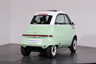 https://vehicle.imgix.net/4223275/d932f736-47e8-4a1e-9ea8-c7ce4a502369.JPG