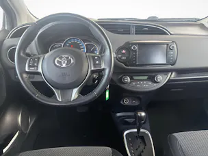 Toyota Yaris 1.5 VVT-i HSD Trend