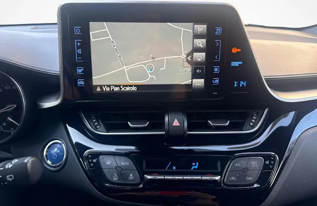 Toyota C-HR 1.8 VVTi HSD Trend - Ruote invernali incluse