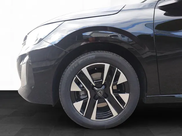 Peugeot 208 1.2 Hybrid Allure Premium