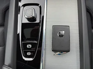 Volvo XC60 2.0 T6 TE Plus Dark eAWD