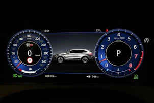 image du véhicule JAGUAR F-Pace 5.0 V8 SVR AWD