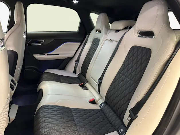 Jaguar F-Pace 5.0 V8 SVR AWD