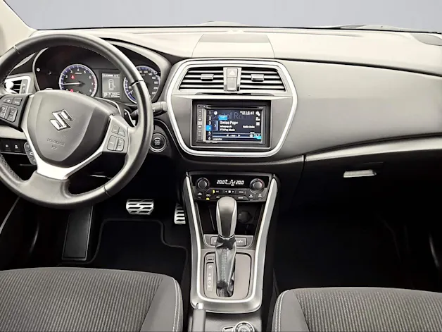 Suzuki SX4 S-Cross 1.4 T Piz Sulai 4x4