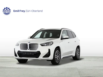 Fahrzeugbild BMW iX1 30 xDrive