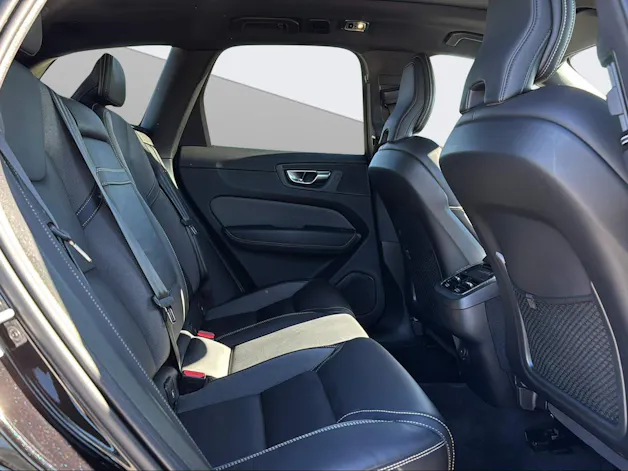 Volvo XC60 2.0 B4 MH R-Design AWD