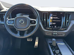 Volvo XC60 2.0 B4 MH R-Design AWD