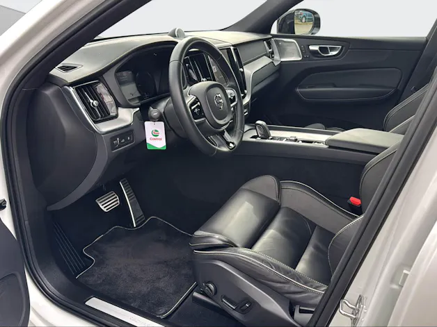 Volvo XC60 2.0 T6 TE R-Design eAWD