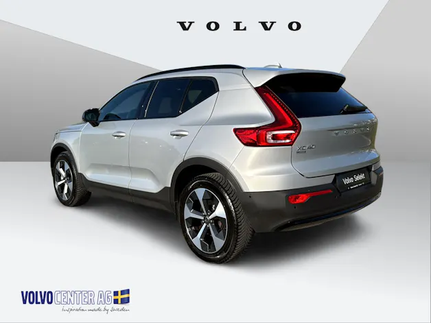 Volvo XC40 2.0 B3 MH Plus Dark