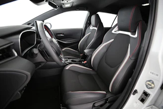 https://vehicle.imgix.net/4223559/9834aab3-6eb3-41a8-82cb-65cb5853754e.jpg