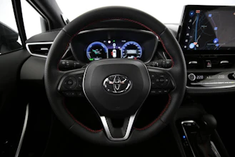 https://vehicle.imgix.net/4223559/c310e9a7-8d37-450b-8d74-b0a629ef1daf.jpg