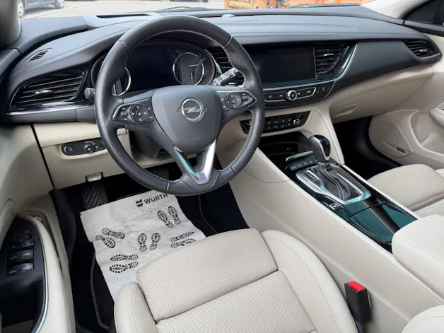 Opel Insignia Country Tourer 2.0 CDTi BiTurbo AWD
