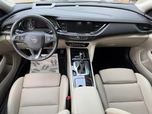 Opel Insignia Country Tourer 2.0 CDTi BiTurbo AWD