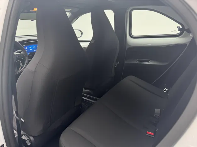 Toyota Aygo X 1.5 VVT-i HSD Comfort