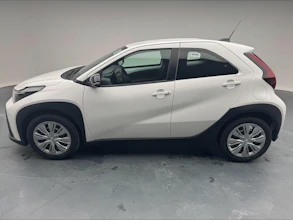 https://vehicle.imgix.net/4223615/940d8642-9145-4497-b234-201c4196efce.jpg