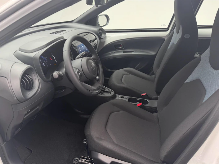 Fahrzeugbild TOYOTA AYGO X