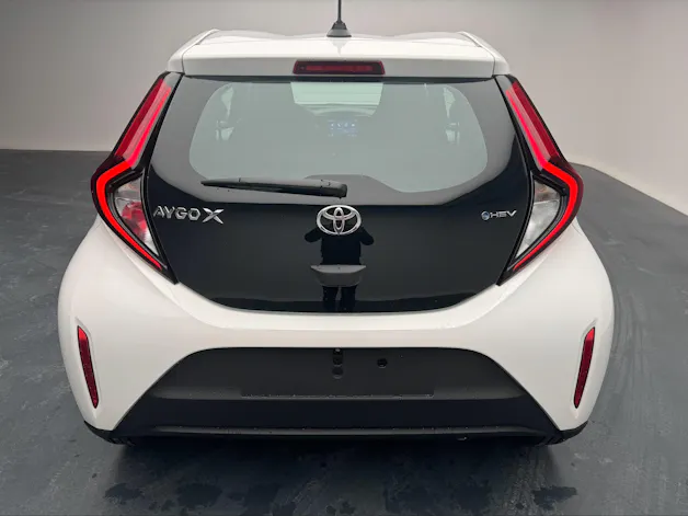 Toyota Aygo X 1.5 VVT-i HSD Comfort