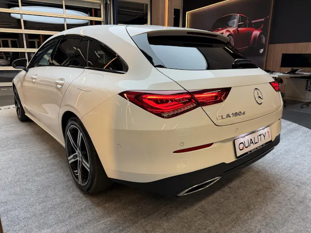 Mercedes-Benz CLA 180 d Progressive Shooting Brake