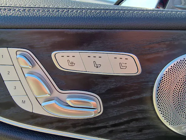 Mercedes-Benz E 200 AMG Line 4matic Cabriolet