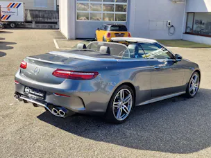 Mercedes-Benz E 200 AMG Line 4matic Cabriolet