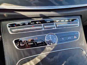 Mercedes-Benz E 200 AMG Line 4matic Cabriolet