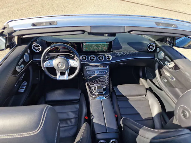 Mercedes-Benz E 200 AMG Line 4matic Cabriolet