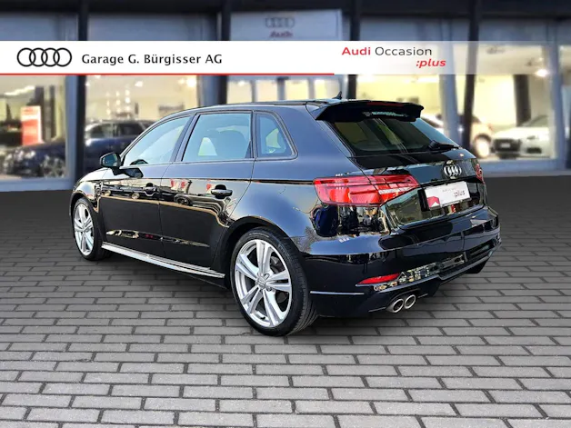 Audi A3 Sportback 35 TFSI Sport Mythosschwarz Metallic