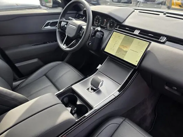 Land Rover RR Velar Dyn SE I6 MHEV