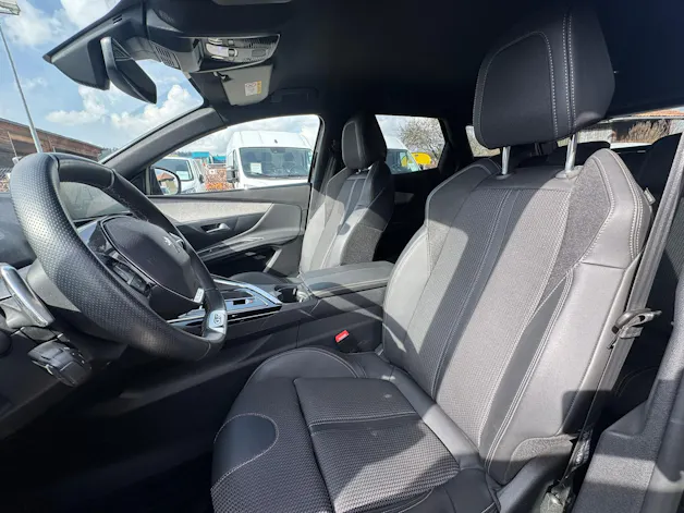 Peugeot 3008 136 e-DSC6 Hybrid GT