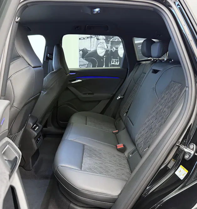 Audi SQ6 e-tron quattro