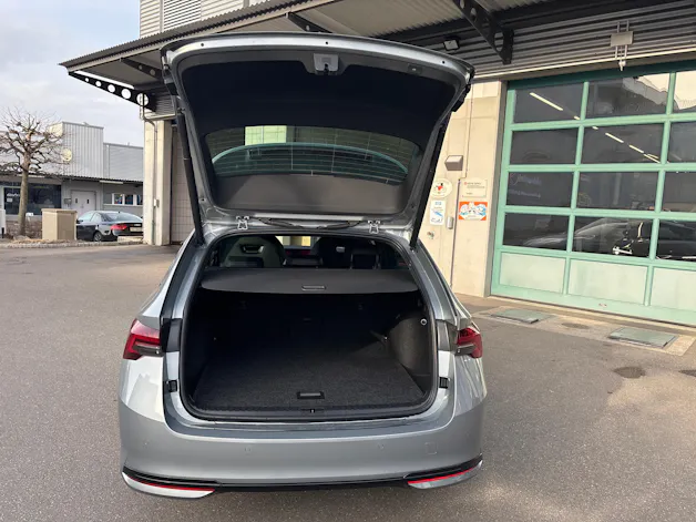 Škoda Octavia Combi 1.5 TSI mHEV DSG Dynamic