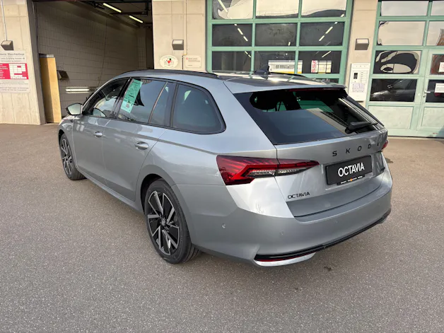 Škoda Octavia Combi 1.5 TSI mHEV DSG Dynamic