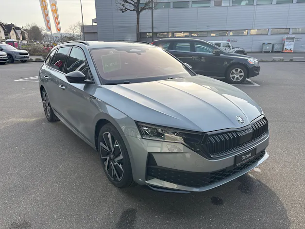 Škoda Octavia Combi 1.5 TSI mHEV DSG Dynamic