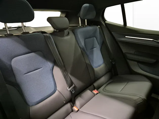 Volvo EX30 CC E60 Twin Performance AWD