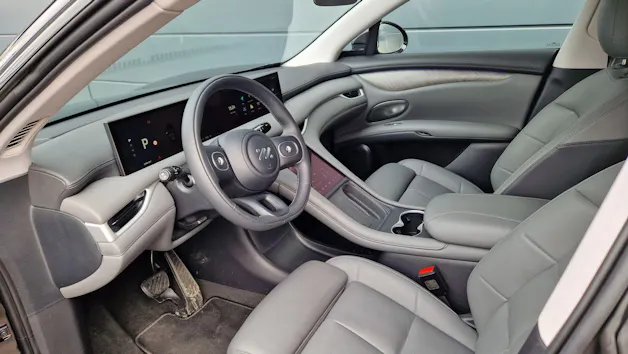 MG IM6 EV 100kWh Performance 21"