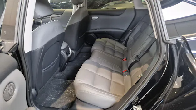 MG IM5 100 kWh Performance 19"
