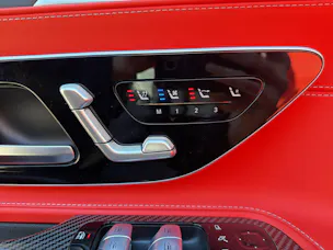Mercedes-Benz AMG SL 63 4M MCT