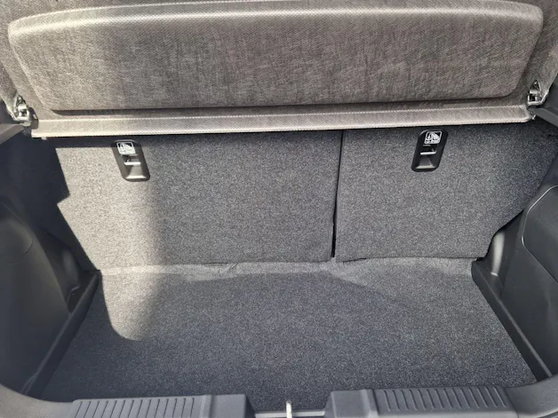Suzuki Swift 1.2 Sakura Hybrid 4x4
