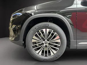 Mercedes-Benz EQA 350 4MATIC "Excellence Edition"