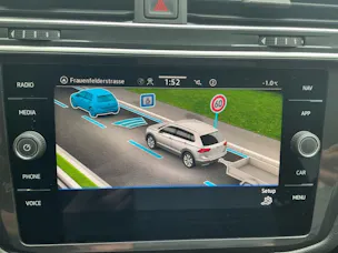 VW Tiguan Allspace 1.5 TSI DSG *** MIT ANHÄNGEKUPPLUNG ***
