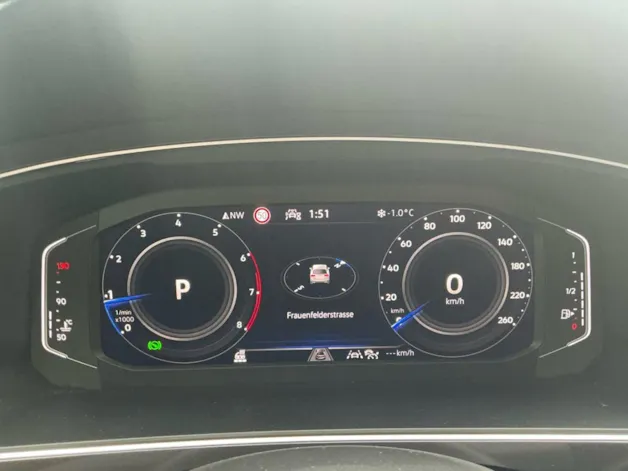 VW Tiguan Allspace 1.5 TSI DSG *** MIT ANHÄNGEKUPPLUNG ***