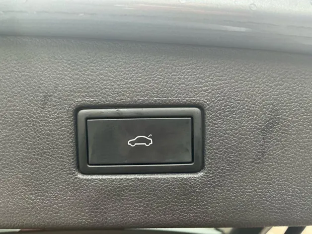 VW Tiguan Allspace 1.5 TSI DSG *** MIT ANHÄNGEKUPPLUNG ***