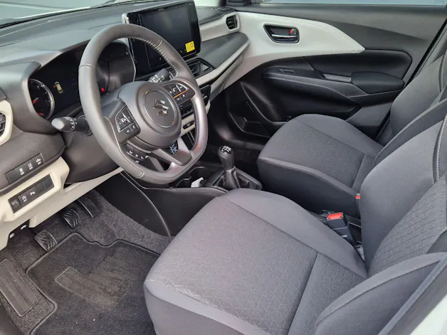 Suzuki Swift 1.2 Sakura Hybrid 4x4