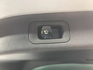 Mercedes-Benz GLB 350 4MATIC with EQ Technology